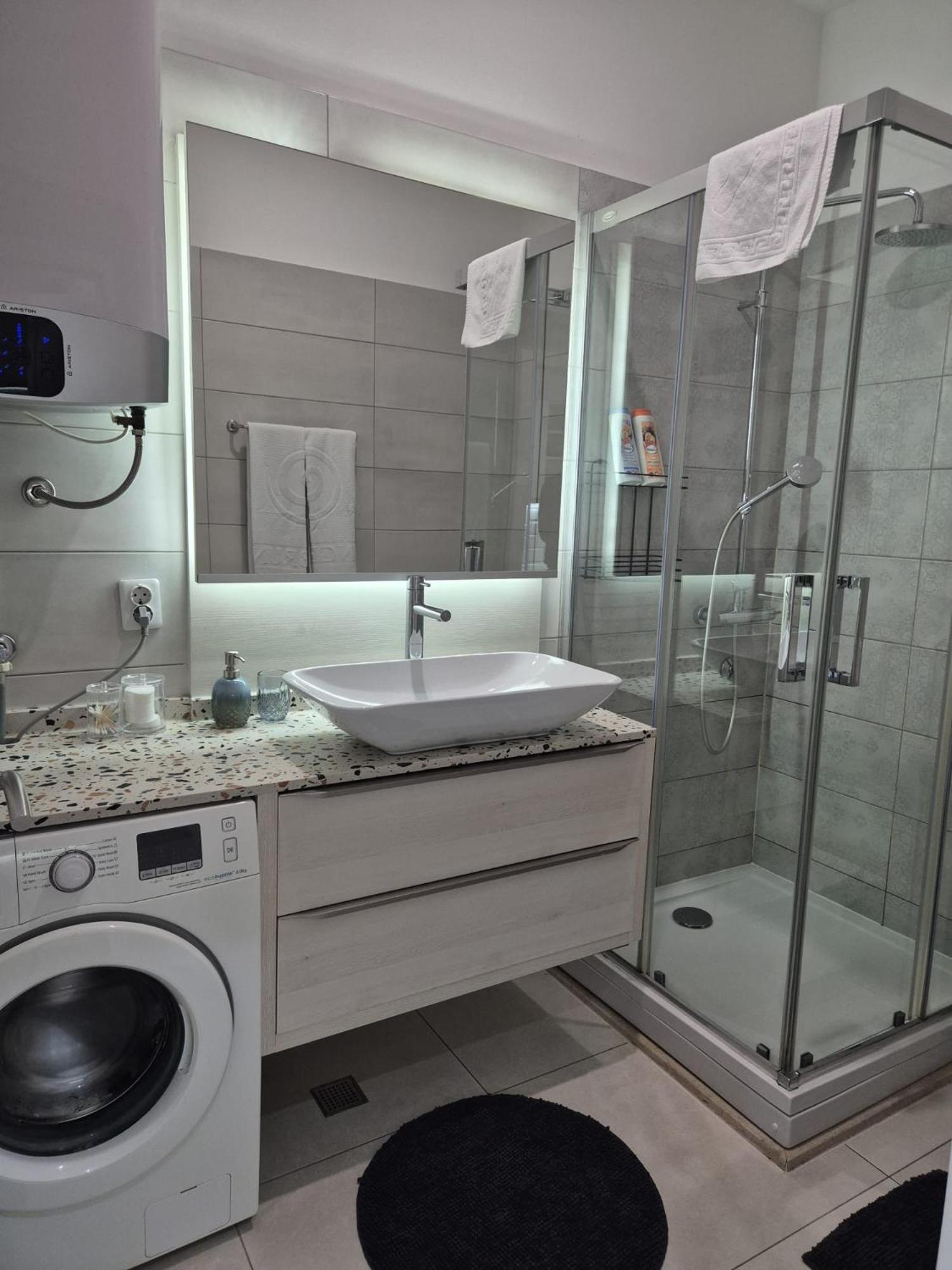 Boulevard Apartments ซาราเยโว ภายนอก รูปภาพ